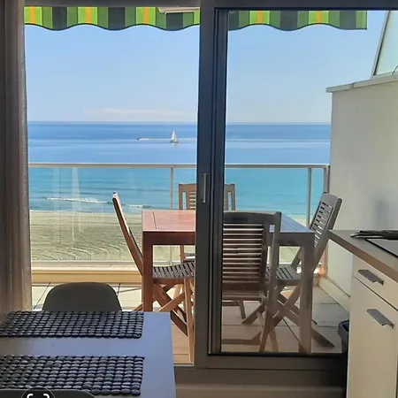 Happy 7 * Canet-en-Roussillon