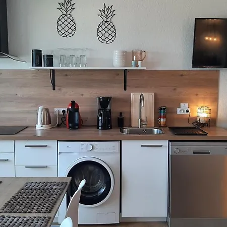 Happy 7 Apartment *