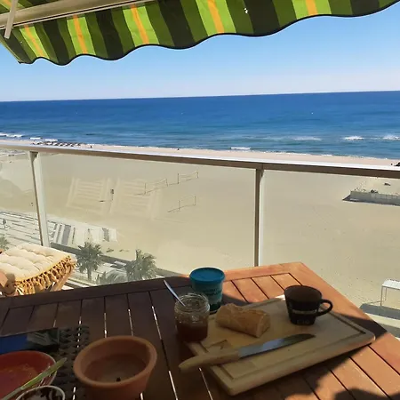 Happy 7 * Canet-en-Roussillon